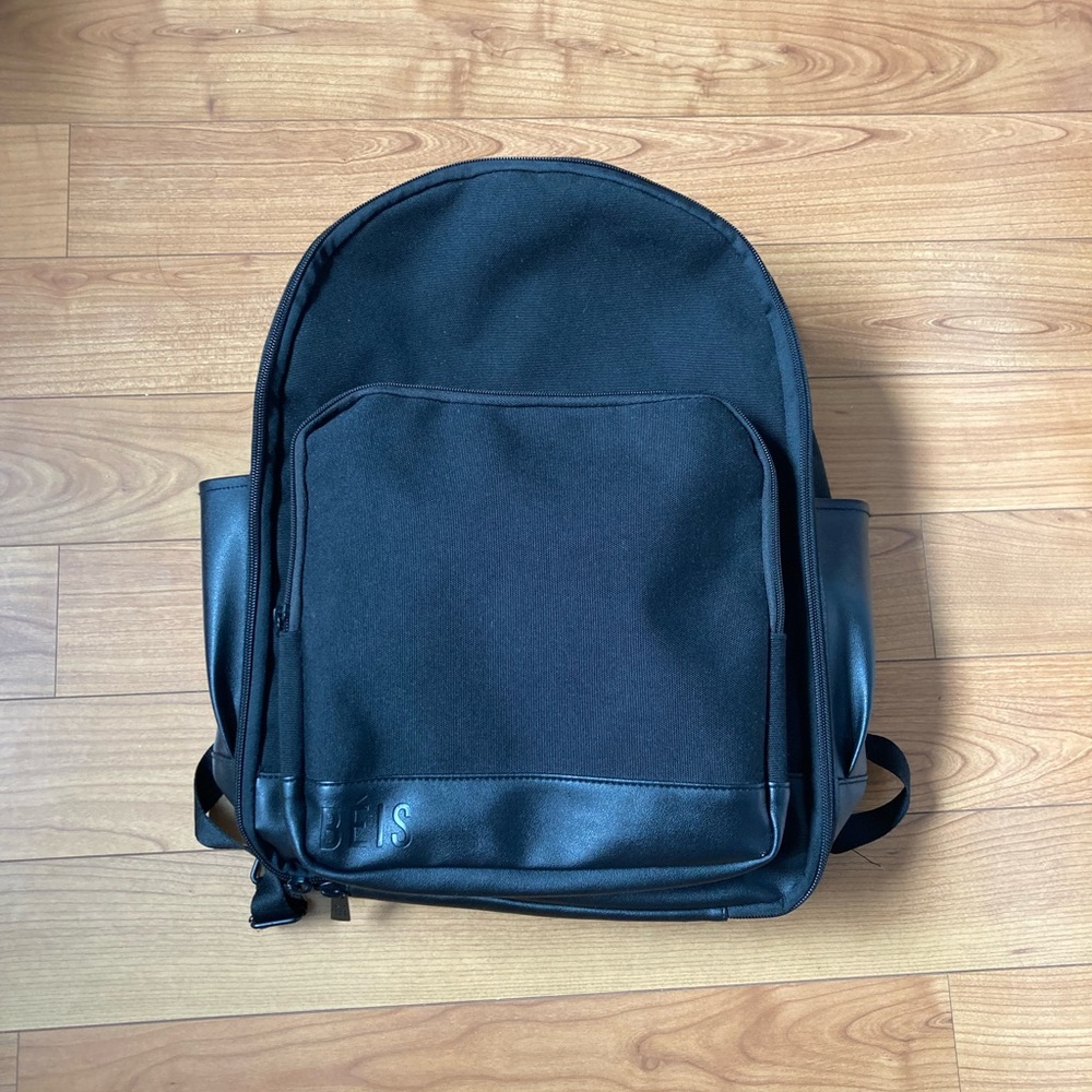 The Backpack in Black by Beis Travel